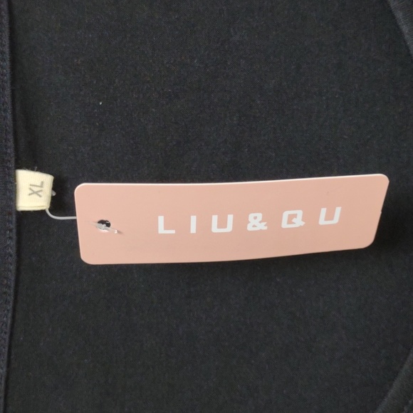 Liu & Qu new with tag, black short sleeve maternity top, XL - Picture 2 of 4